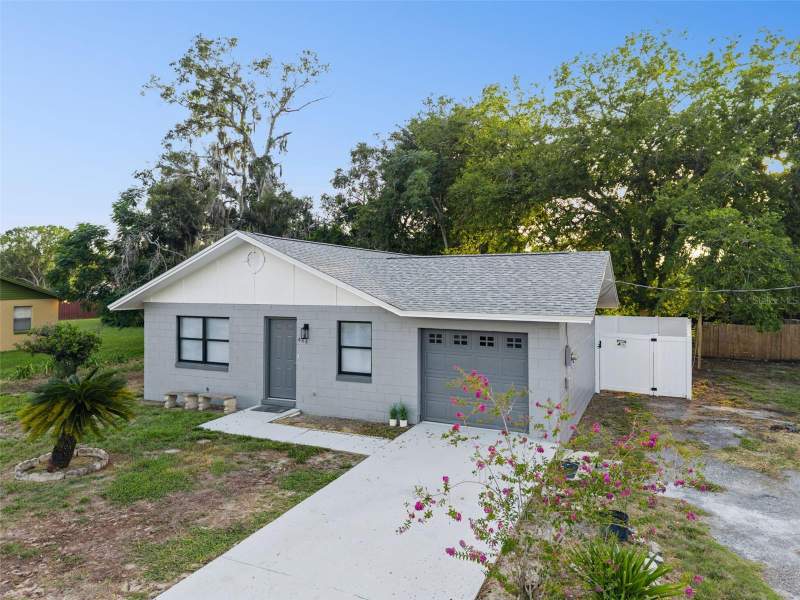 444 S HAWTHORNE AVENUE home for sale in Bradshaw Thompsons Homes for Sale: 12 Homes (1926 - 2003)