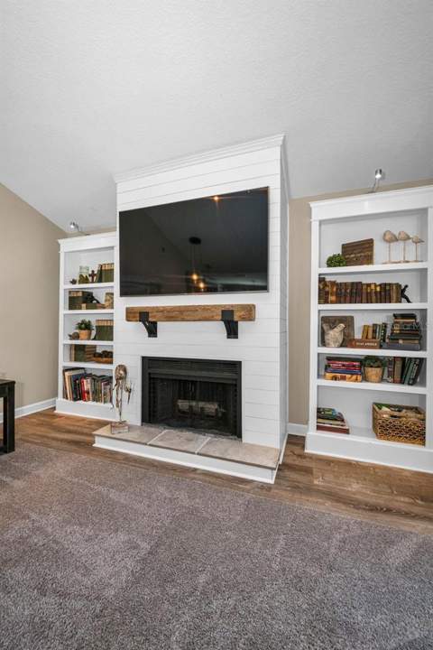 6923 Silvermill Drive, Tampa FL - photo 15 of 64