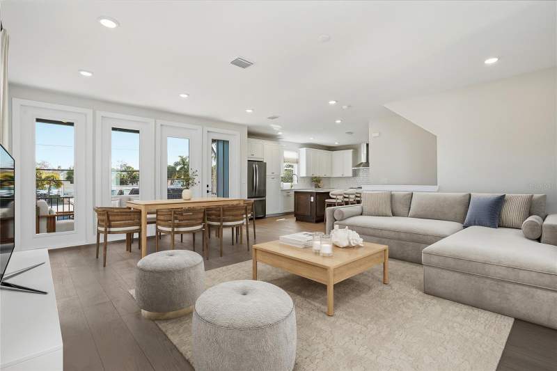 3 bedroom Townhouse at 3005 1st Avenue, Blanc Townhomes, St Petersburg — photo 4
