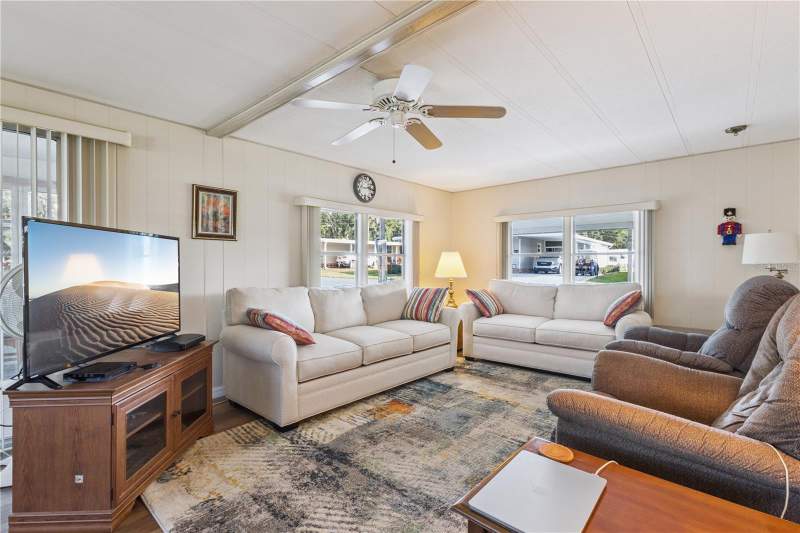 2 bedroom Manufactured Home at 103 Poinsettia, Hawthorne At Leesburg A Cooperative Unit, Leesburg — photo 4