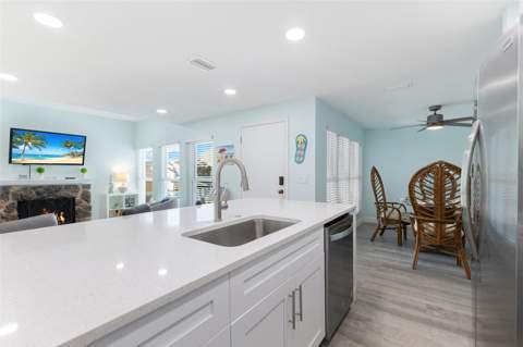 337 Rex Place #G, Madeira Beach FL - photo 15 of 40