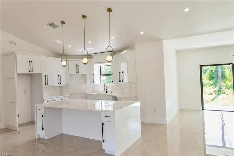 4 bedroom Single Family Residence at 1506 8th Avenue, Lehigh Acres, Lehigh Acres — photo 5