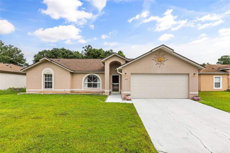 3 bedroom Single Family Residence at 217 Churchill Court, Poinciana Village 2 Nbhd 1, Kissimmee — photo 2
