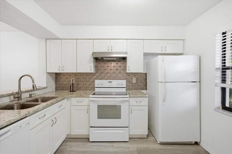2 bedroom Condominium at 3399 Mermoor Drive #101, Farrell Park Condo, Palm Harbor — photo 5