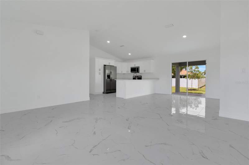 3 bedroom Single Family Residence at 1808 NE 44th Street, Cape Coral, Cape Coral — photo 4