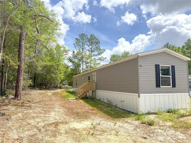 3 bedroom Manufactured Home at 4951 NE 141st Avenue, B & R, Williston — photo 1