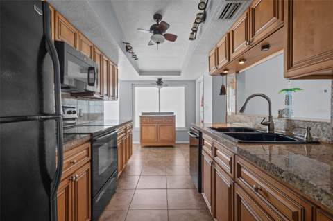 2075 N Keene Road, Clearwater FL - photo 6 of 6