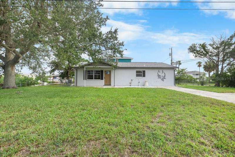 3 bedroom Single Family Residence at 3478 Companero Entra, Hernando Beach, Hernando Beach — photo 2