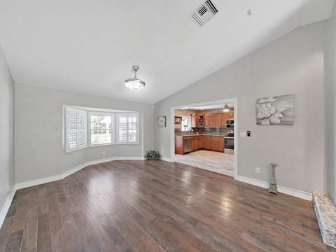 438 Lafayette Boulevard, Oldsmar FL - photo 9 of 65
