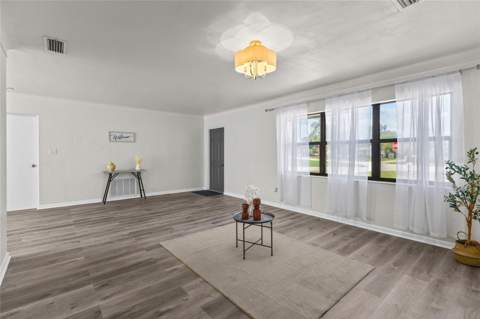 1200 63rd Avenue, St Petersburg FL - photo 9 of 35