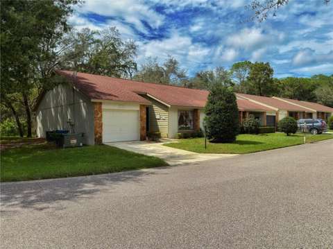 2310 Wyndam Drive, golf community for sale in Spring Hill