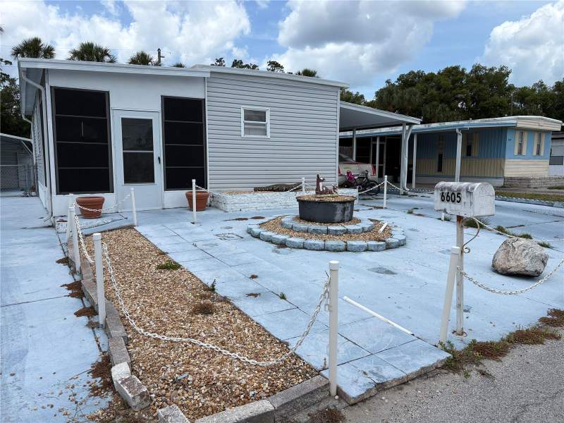 Citrus Mountain Mobile Estates