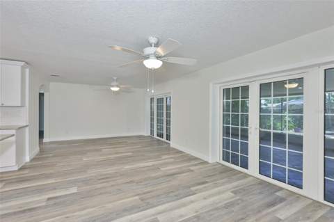 8410 Lava Place, Tampa FL - photo 16 of 54