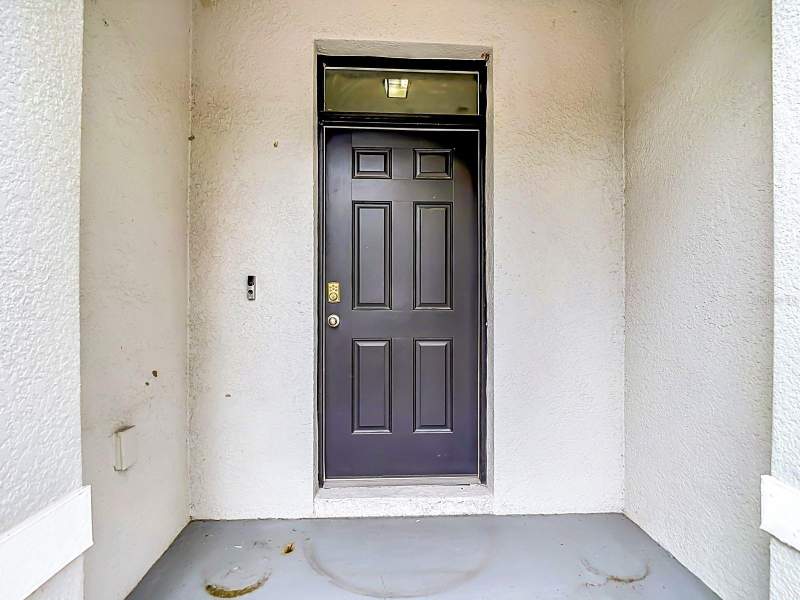 3 bedroom Townhouse at 3328 Pleasant Willow Court, The District, Brandon — photo 2