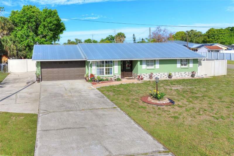 3 bedroom Single Family Residence at 6108 Fairway Boulevard, Apollo Beach Unit Two, Apollo Beach — photo 2