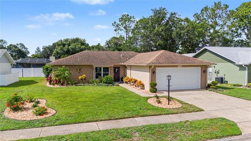 2 bedroom Single Family Residence at 9136 Tiara Court, Heritage Lake, New Port Richey — photo 1