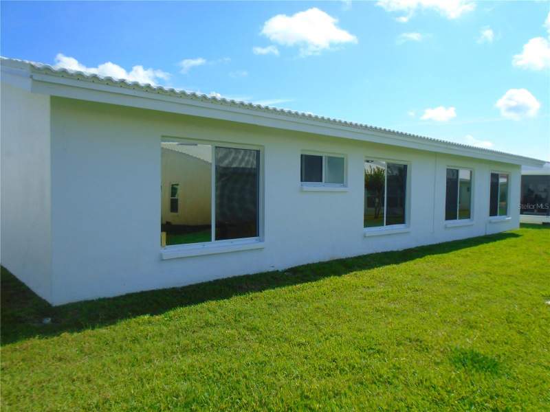 2 bedroom Condominium at 3648 91st Avenue #6, Mainlands Of Tamarac By The Gulf Unit 6 Condo, Pinellas Park — photo 4