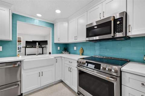 13626 Jennita Drive, Hudson FL - photo 8 of 41