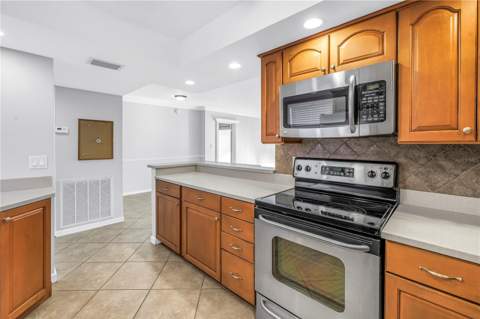 5108 Brittany Drive #405, St Petersburg FL - photo 6 of 66