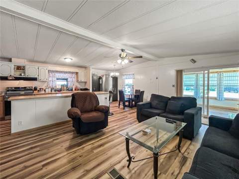 36412 Le Sabre Way, Zephyrhills FL - photo 12 of 42
