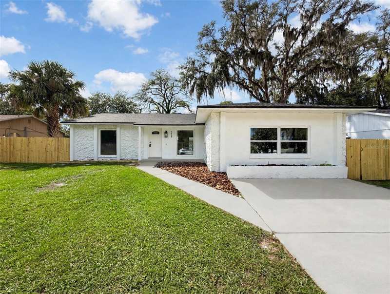 4 bedroom Single Family Residence at 4058 Luan Drive, Lake Sparling Heights, Orlando — photo 1