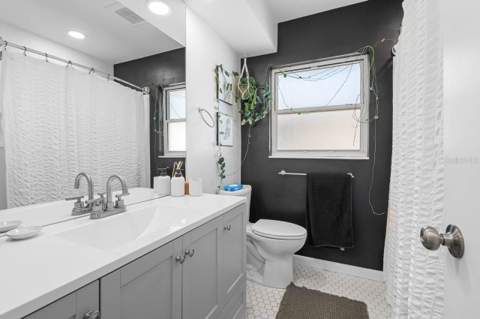 3723 Orchard Grove Lane, Largo FL - photo 21 of 46