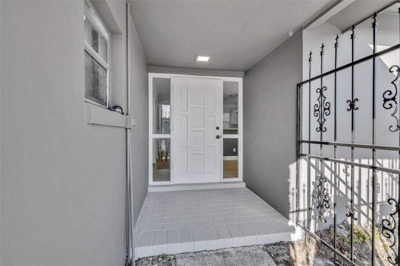 4 bedroom Single Family Residence at 2216 CHERBOURG COURT, RIVIERA SHORES, ORLANDO — photo 4