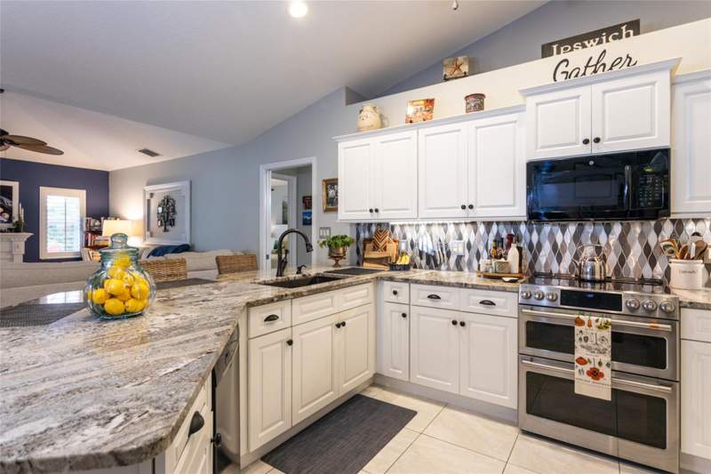 3 bedroom Single Family Residence at 15 Evans Drive, Palm Coast/Easthampton Sec 34, Palm Coast — photo 3
