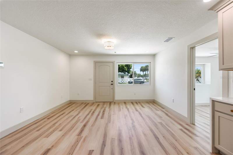 3 bedroom Single Family Residence at 7851 40th Ave, Grampian Pines, St Petersburg — photo 5