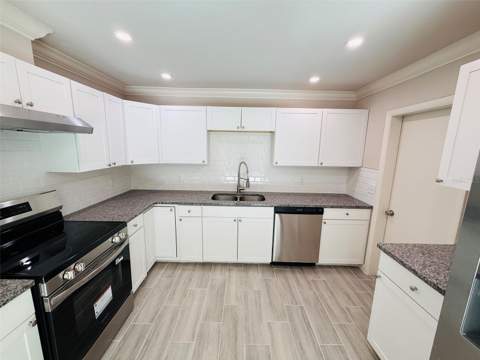 1312 NE 28th Avenue, Gainesville FL - photo 6 of 19