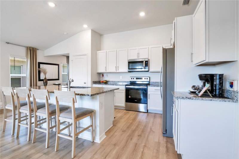 3 bedroom Single Family Residence at 9231 Westside Hills Drive, Bellaviva Ph 2, Davenport — photo 5