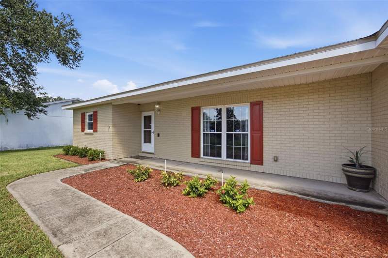 3 bedroom Single Family Residence at 104 Mitchell Drive, Hickory Hammock Unit 3A, Brandon — photo 2