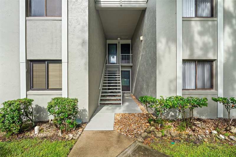2 bedroom Condominium at 310 Palm Coast Pkwy NE Unit 204 #204, Shangri-La Condos At Palm Coast, Palm Coast — photo 1