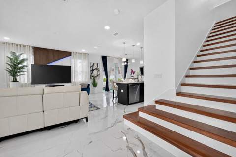 2527 Nouveau Way, Kissimmee FL - photo 10 of 60
