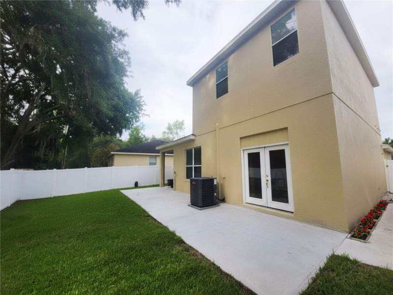 4 bedroom Single Family Residence at 8604 Tidal Breeze Drive, Riverplace Sub, Riverview — photo 5