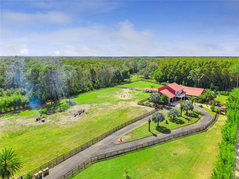 4 bedroom Single Family Residence at 8515 BAY LAKE ROAD, GROVELAND FARMS 21-23-24, GROVELAND — photo 4