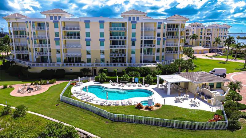 3 bedroom Condominium at 650 Collany Road #406, Sunset Pointe At Collany Key Condo, Tierra Verde — photo 3