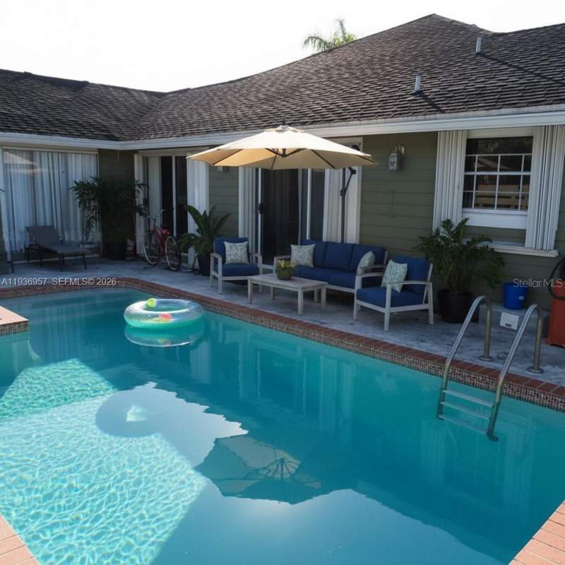 4 bedroom Single Family Residence at 14035 SW 103rd Terrace, Royal Glen, Miami — photo 5