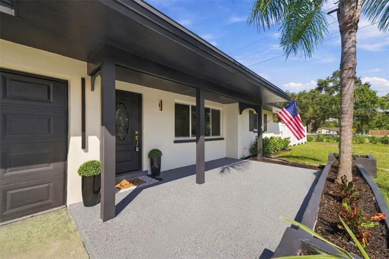 4 bedroom Single Family Residence at 1300 S Hillcrest Avenue, Brookhill, Clearwater — photo 3