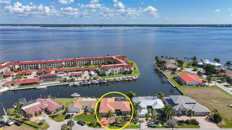 3 bedroom Single Family Residence at 2750 Aqua Court, Punta Gorda Isles Sec 4, Punta Gorda — photo 1