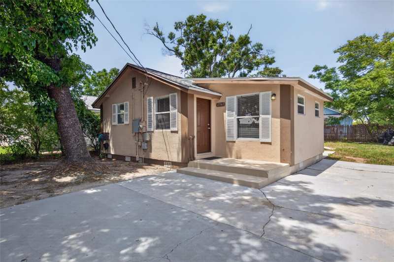 3 bedroom Single Family Residence at 2947 Gillespie Avenue, Newtown Heights, Sarasota — photo 1