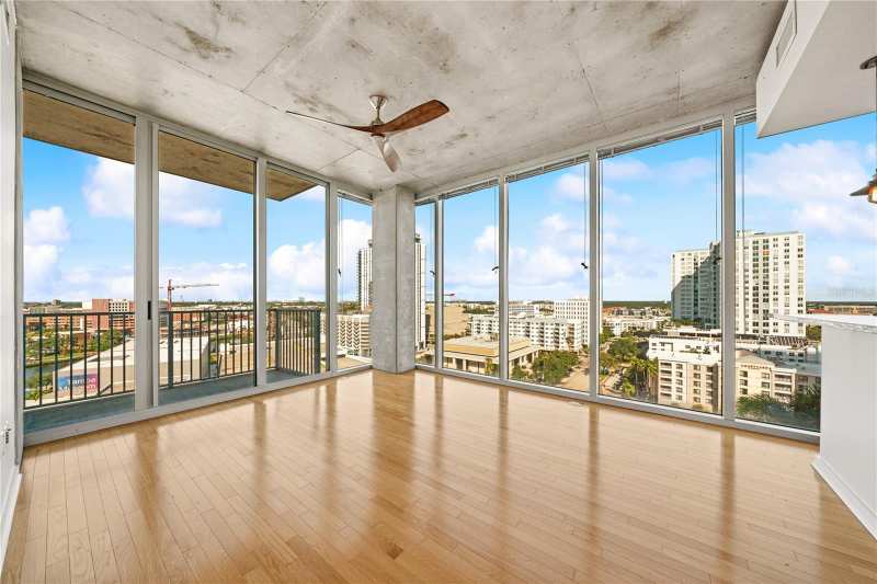 2 bedroom Condominium at 777 N Ashley Drive #1203, Skypoint A Condo, Tampa — photo 1