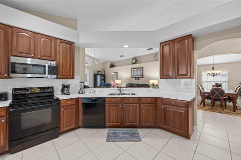 16230 Nottingham Parkway, Tampa FL - photo 9 of 58