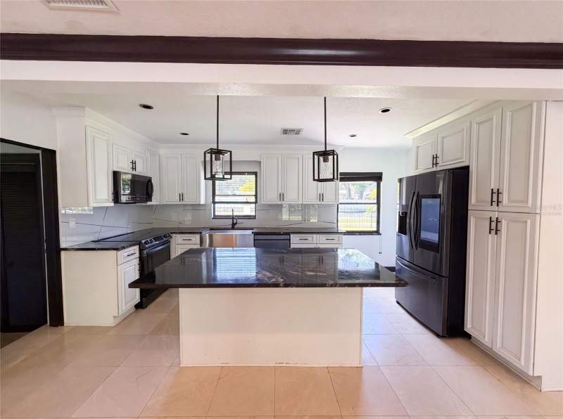 3 bedroom Single Family Residence at 1515 S West Shore Boulevard, Henderson Beach, Tampa — photo 2