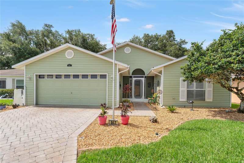3 bedroom Single Family Residence at 842 Old Oaks Lane, Pennbrooke Ph Q Sub, Leesburg — photo 1