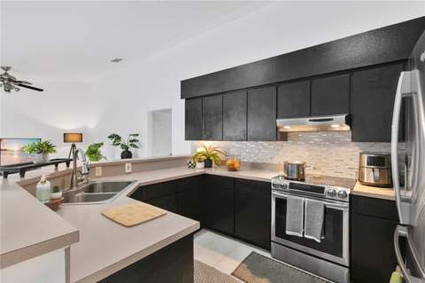 2208 Archer Boulevard, Orlando FL - photo 13 of 39