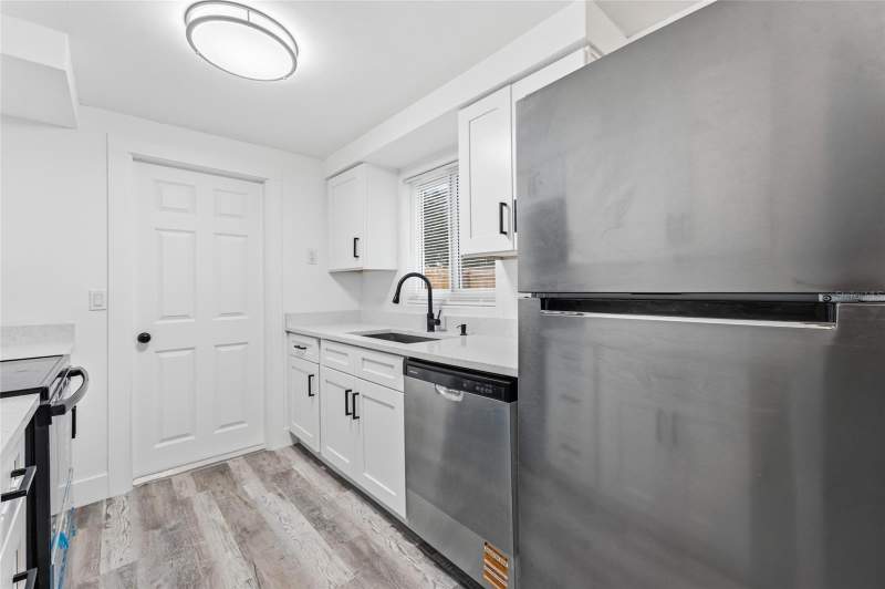 3 bedroom Single Family Residence at 3306 Cantrell Street, Eastwood Acres, Holiday — photo 5