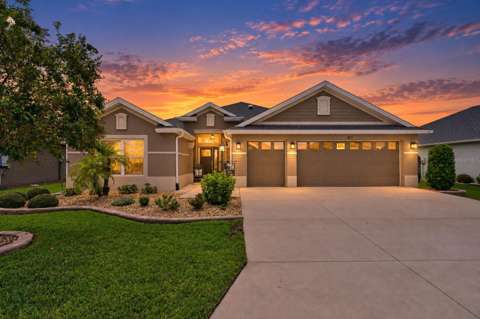 912 Hubbard Loop, home for sale in The Villages 32163