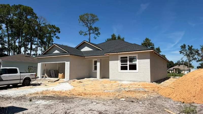 4 bedroom Single Family Residence at 200 Memorial Drive, Sebring Shores Dev Sec 03, Sebring — photo 2