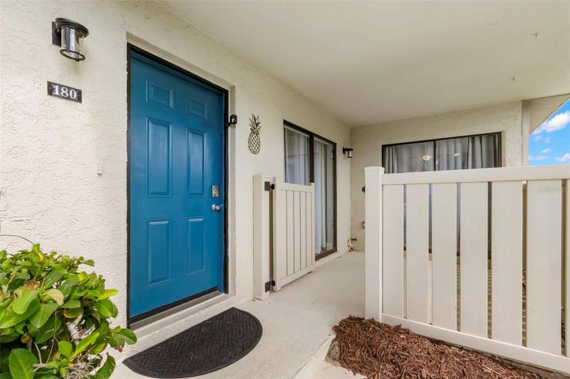 3 bedroom Villa at 180 Tads Trail, East Lake Woodlands Cluster Homes, Oldsmar — photo 4